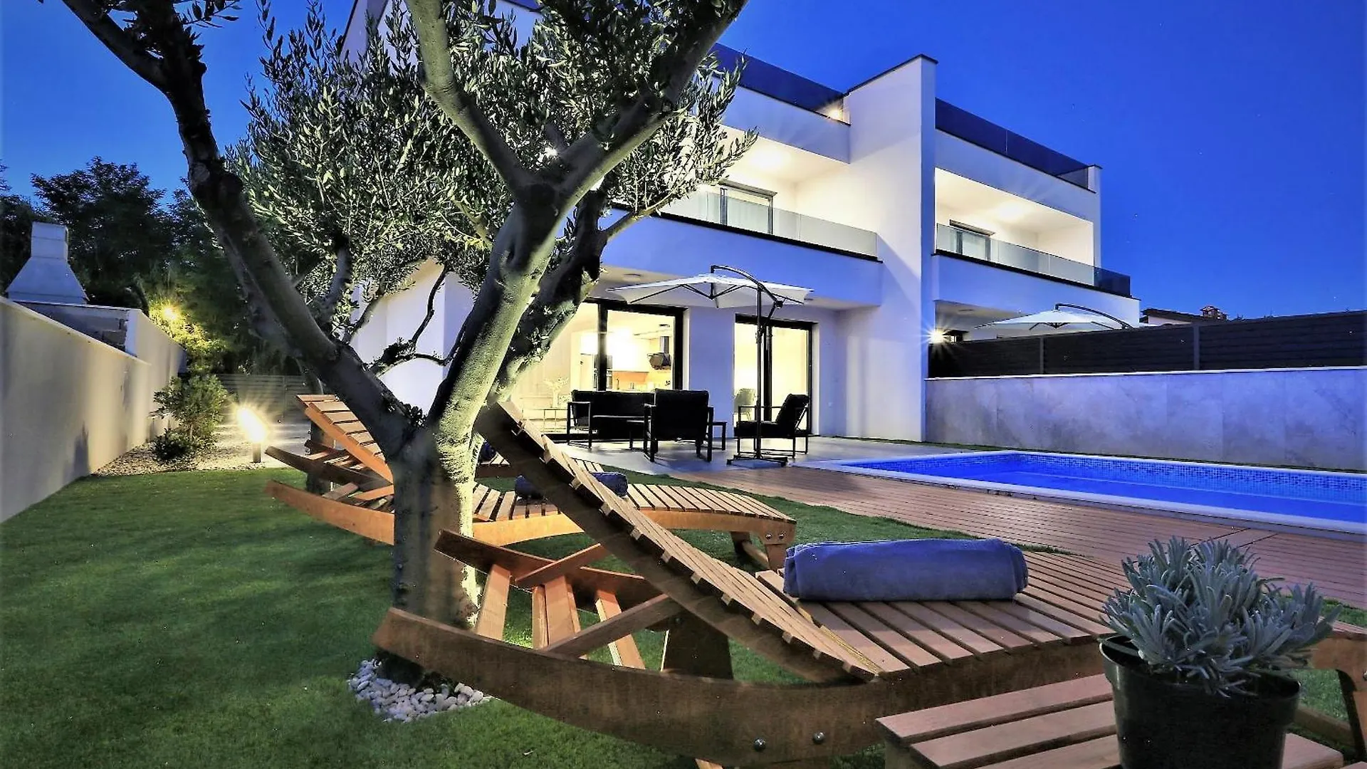 Villa Frantin - Heated Pool, Sauna, Bbq, Activites Privlaka  Croatia
