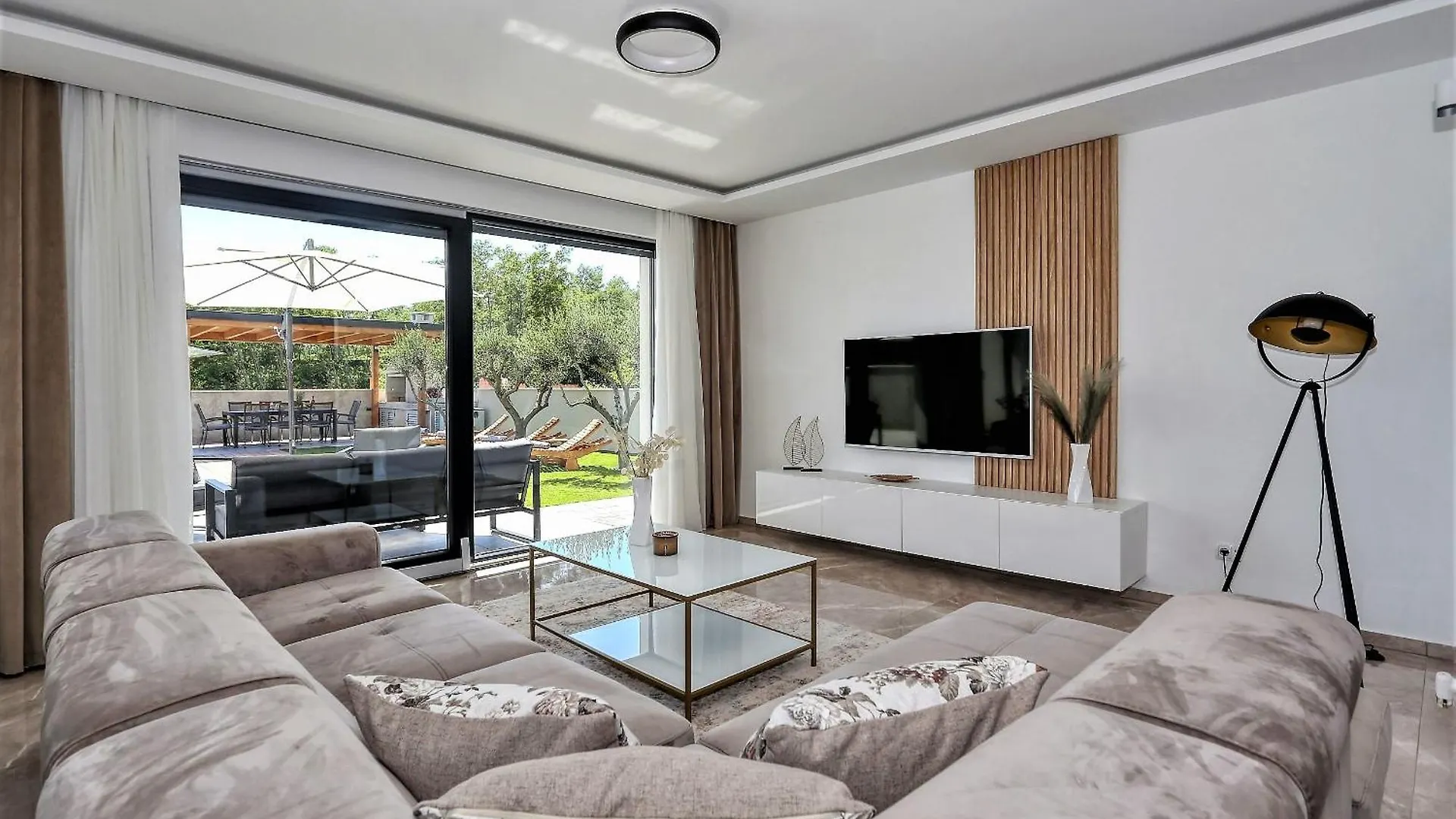 Villa Frantin - Heated Pool, Sauna, Bbq, Activites Privlaka