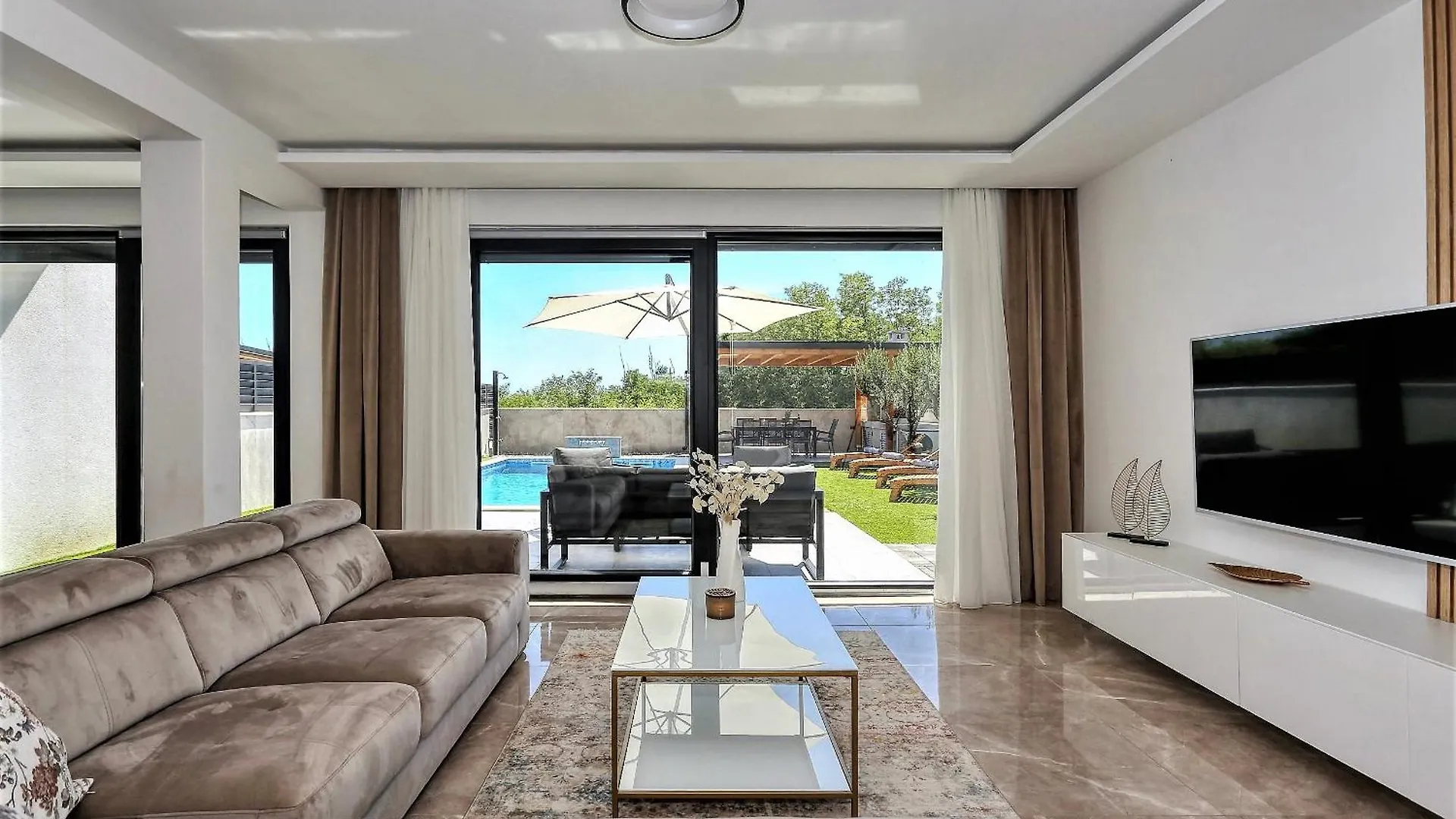 Villa Frantin - Heated Pool, Sauna, Bbq, Activites 普利拉卡